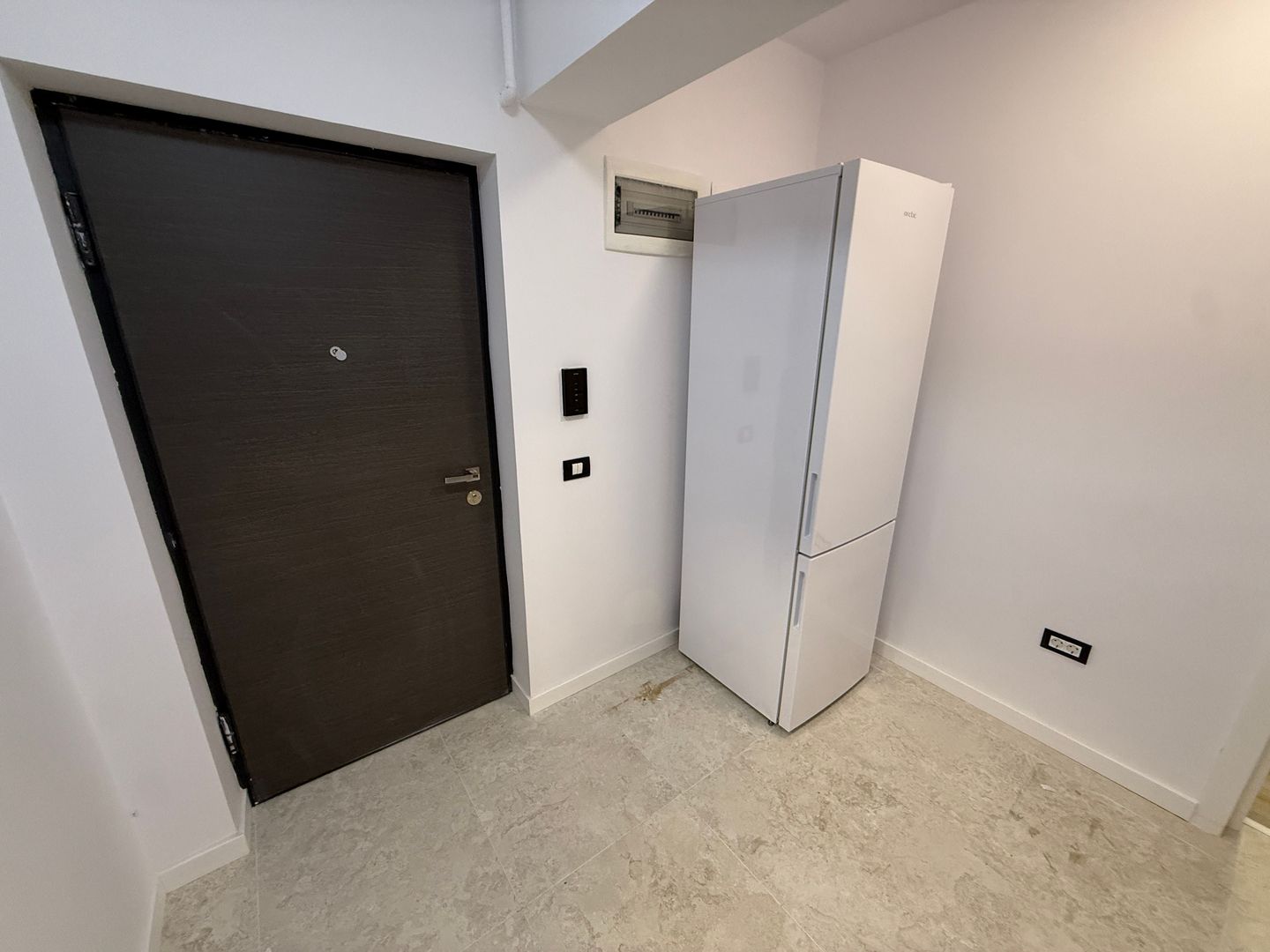 AP. 2 CAMERE- FUNDENI, PRIMA INCHIRIERE, PET-FRIENDLY, PARCARE INCLUSA - Poză 4
