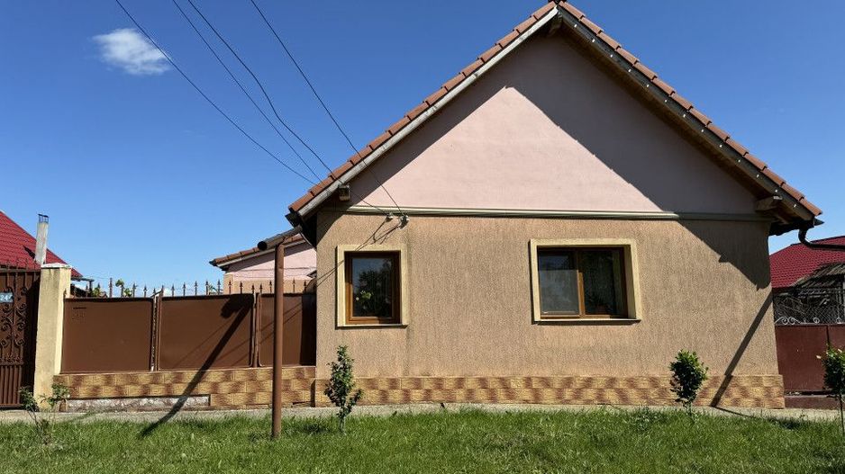Casa cocheta, renovata, mobilata, teren generos, la sat, COMISION 0 - Poză 2