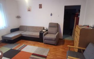 BRASADAS vinde ap 3 cam etaj 3/4 mobilat și utilat complet. - Poză 1