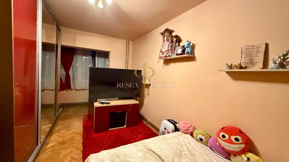 Apartament 3 camere-decomandat - zona Bucovina - Poză 7