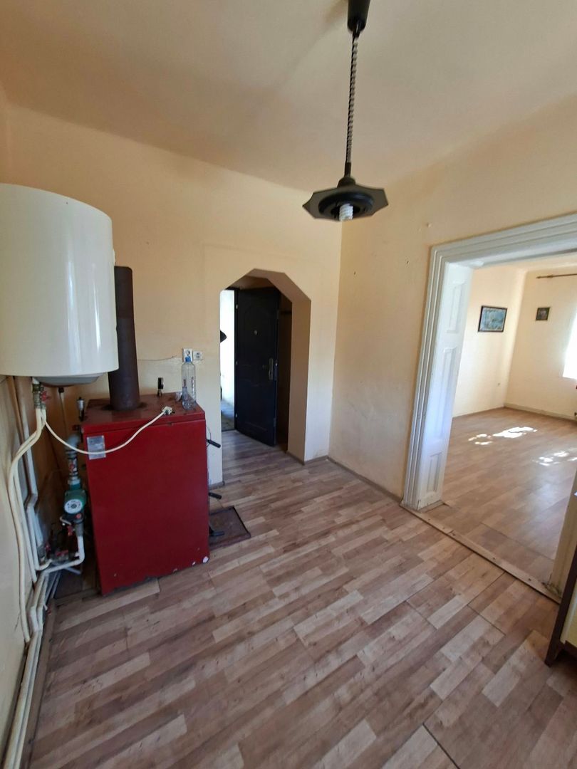Apartament 2 camere la casa in imobil cu 2 apartamente - Poză 12