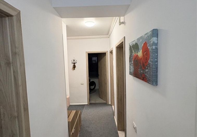Apartament 3 camere Latin - Poză 2