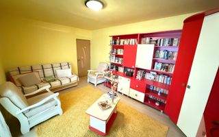 Apartament 2 camere | Decomandat | Zona Lunii | Cartier Zorilor - Poză 1
