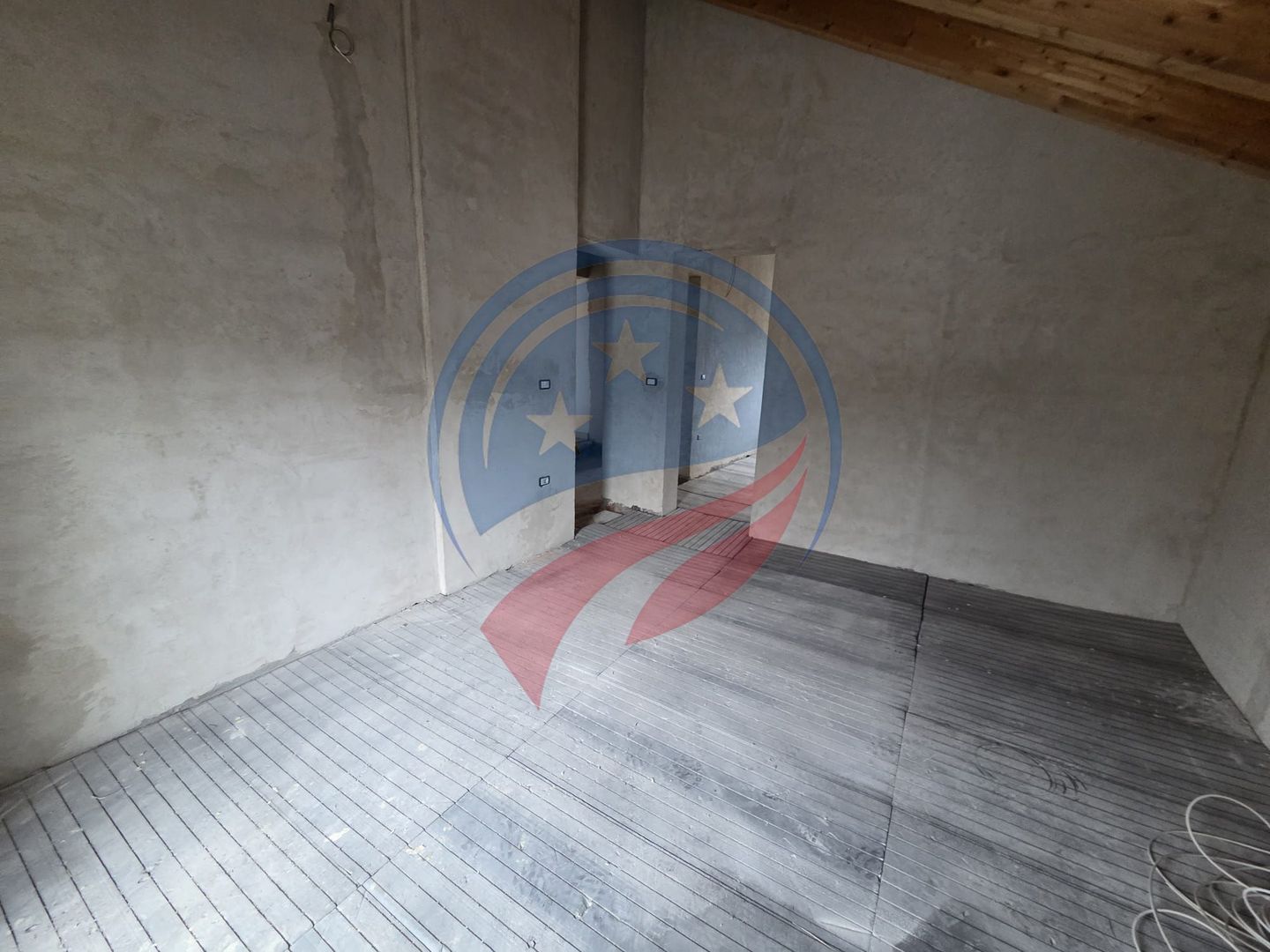 Oportunitate investiție: Vilă cu 4 unități independente, Platoul Cornești - Poză 9