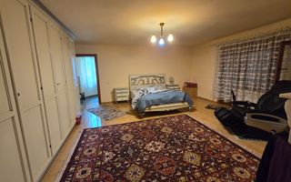 Vila cu 6 Camere,  Zona Centrala - Poză 14