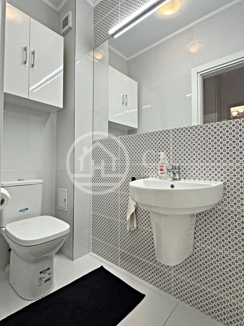 Apartament de închiriat cu 3 camere în Prima Universității, Oradea - Poză 10