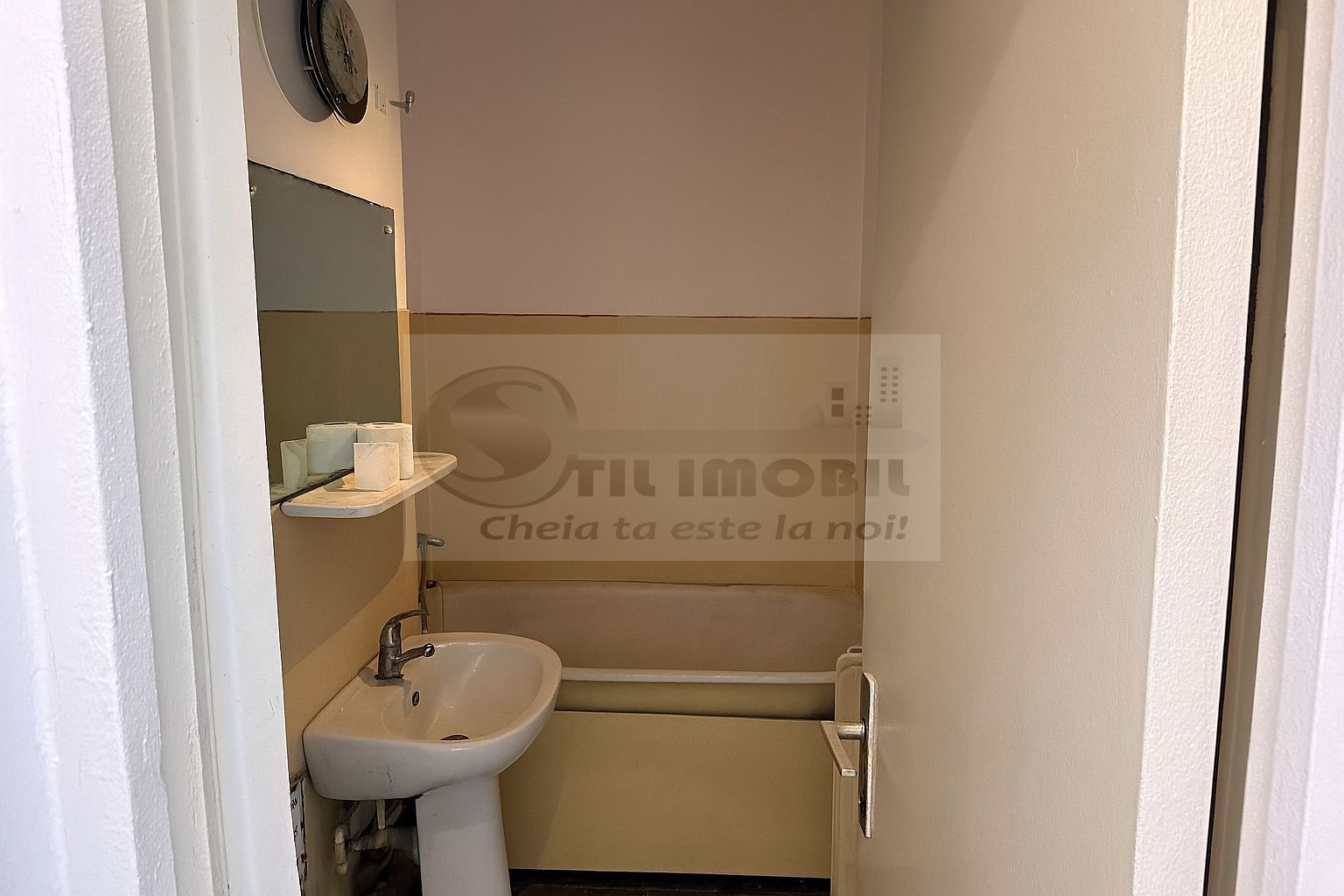 Apartament 3 camere, 70mp, 2 balcoane – Podu Roș  125000 euro - Poză 10