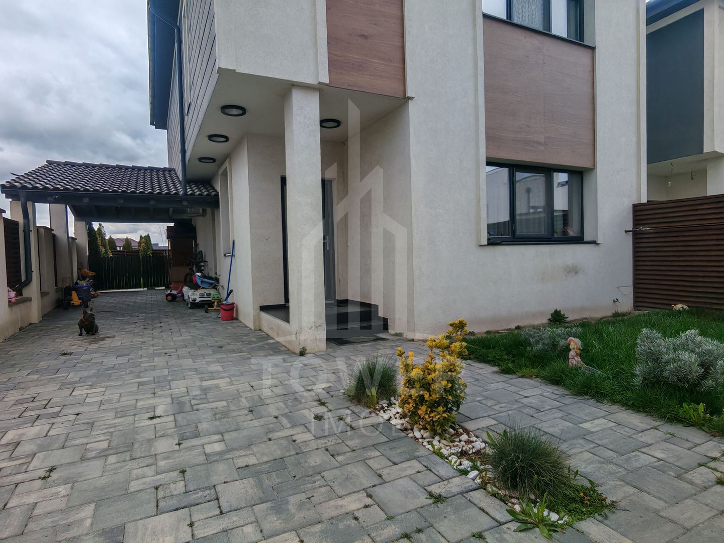 Casă individuală de vânzare situată în Șelimbăr - Poză 17