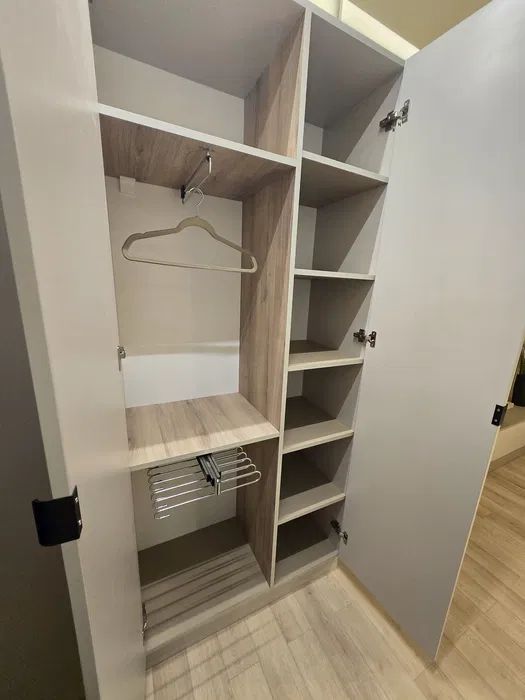 Studio Ultramodern cu Jacuzzi, Mobilat și Utilat Complet - Poză 9