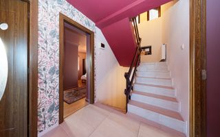 Pensiune/Vilă de vânzare în Bran | 8 camere | 180 mp - Poză 43