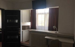 🏠 Apartament 2 camere, complet renovat, mobilat și utilat – Podu Roș, Bd. Socol - Poză 3
