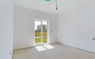 Apartament cu 3 camere, zona Torontalului - Poză 2