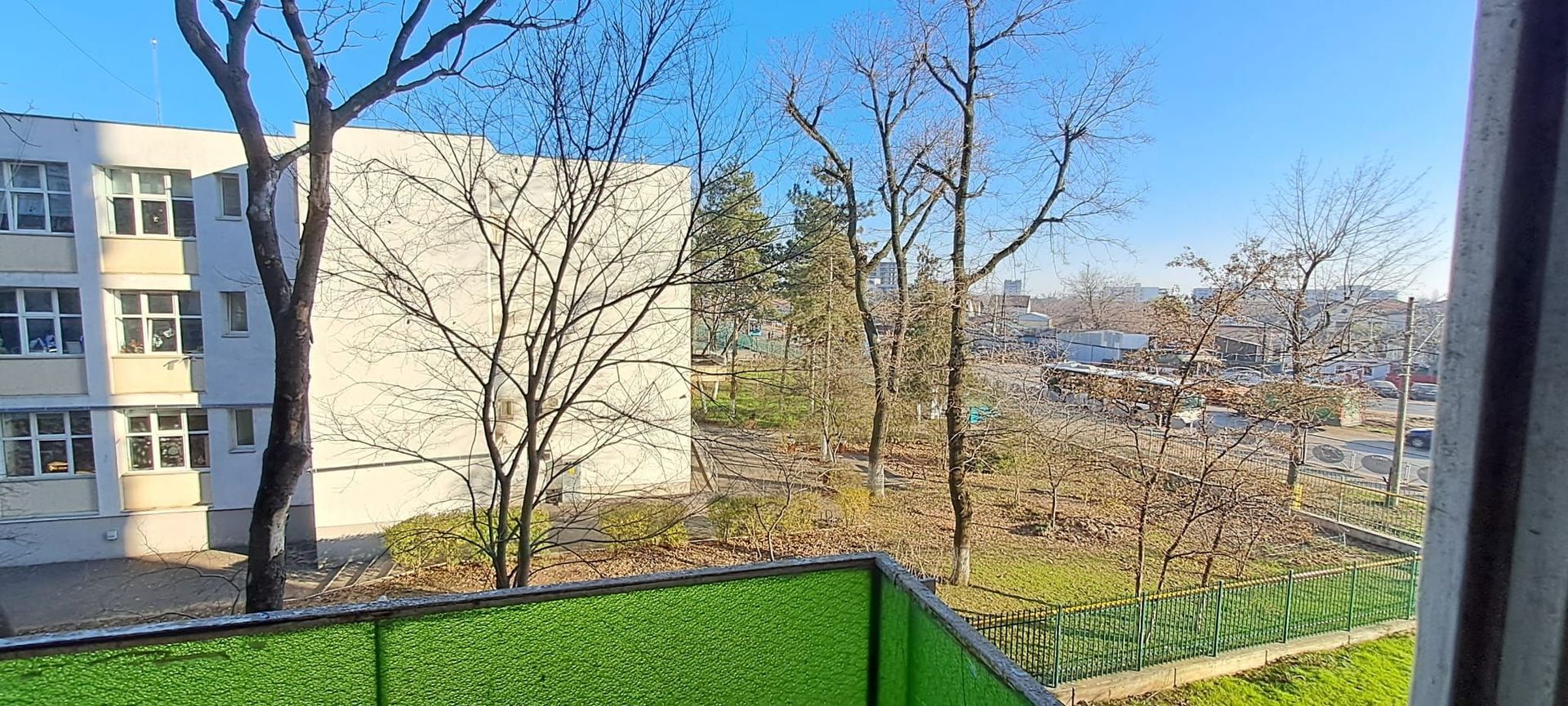 Drumul Taberei, 400 m metrou Raul Doamnei, etaj 2 din 10, decomandat - Poză 1