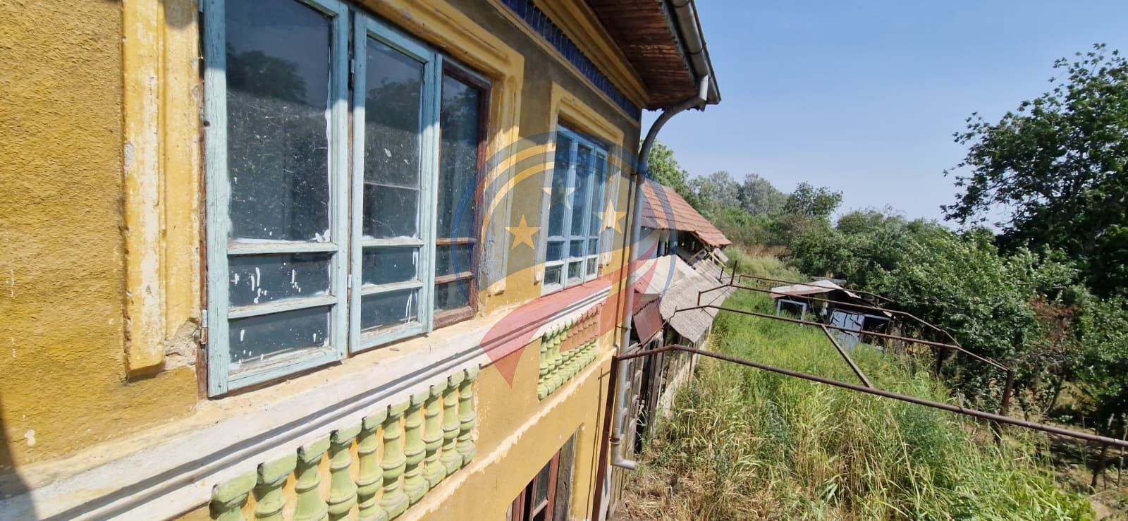 Casa de vanzare  5 camere + teren 2200 mp in loc. Calopar satul Bazdana - Poză 2