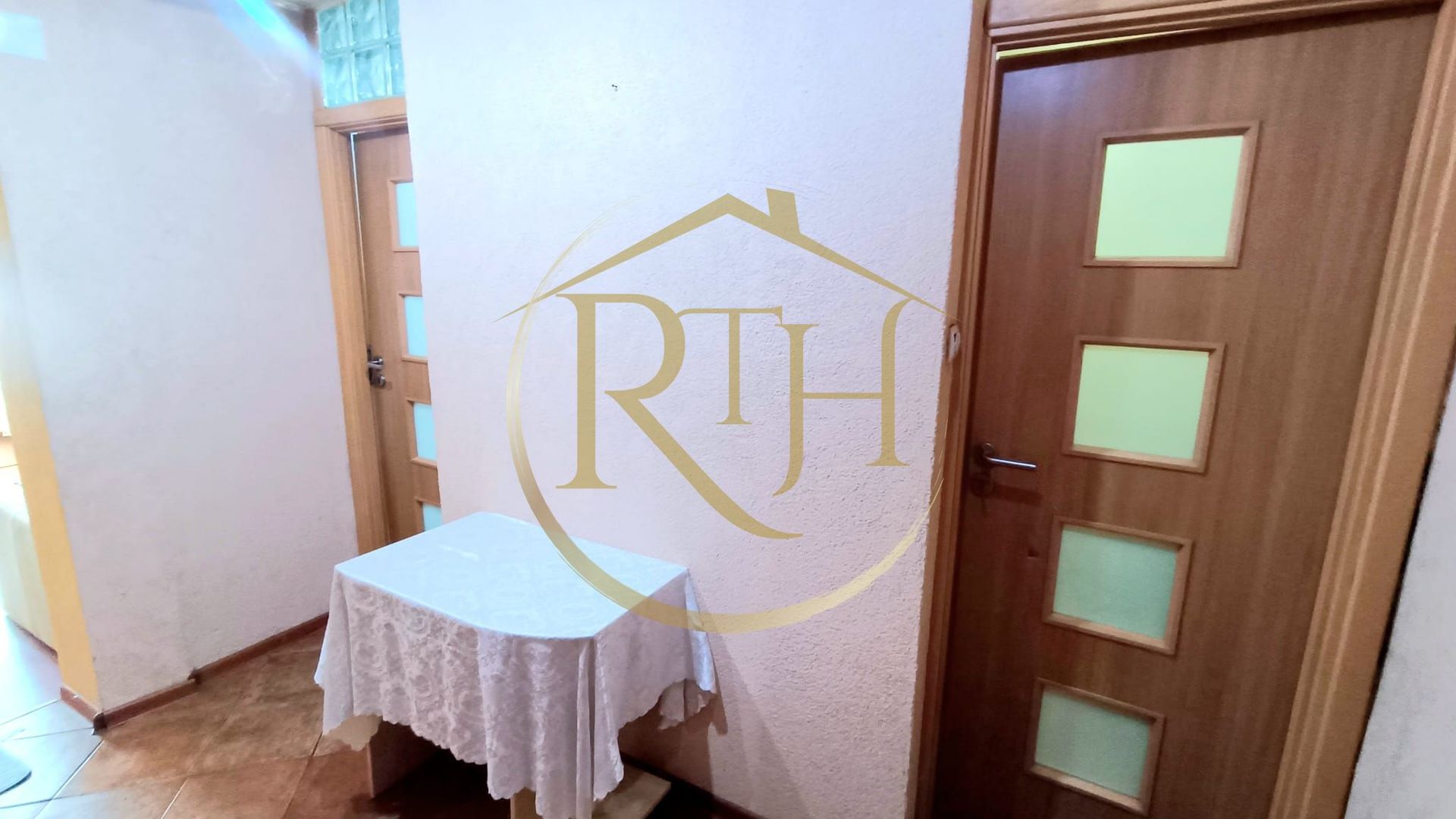 Inchiriez ap cu o camera in Girocului la padurice 250 euro/luna. - Poză 16