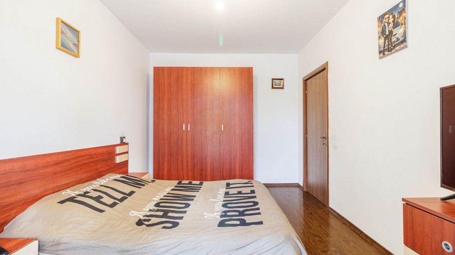 Apartament 2 camere, decomandat, parter înalt – cu curte, balcon și acces auto - Poză 6