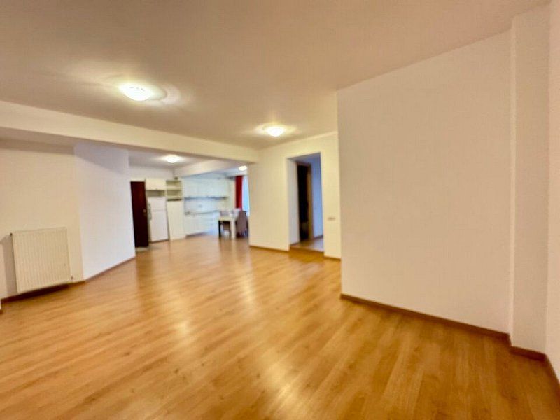 Apartamente cu 2 si 3 camere in Aviatiei-Baneasa - Poză 3
