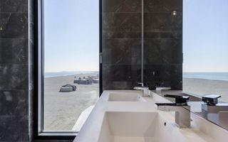 Apartament premium cu 4 camere în One Mamaia Nord | Sea View - Poză 16