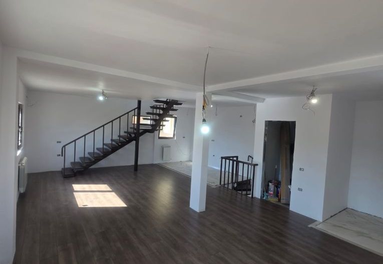 Casa cu 5 camere | Otopeni | Central - Poză 6