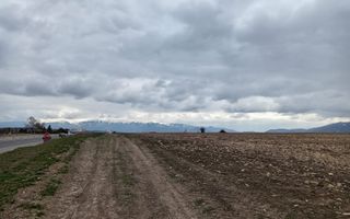 Teren de vanzare I o fereastră către eternitate. - Poză 1