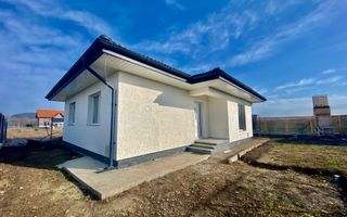 CASA, Sanpetru zona Livada, fara utilitati - Poză 1