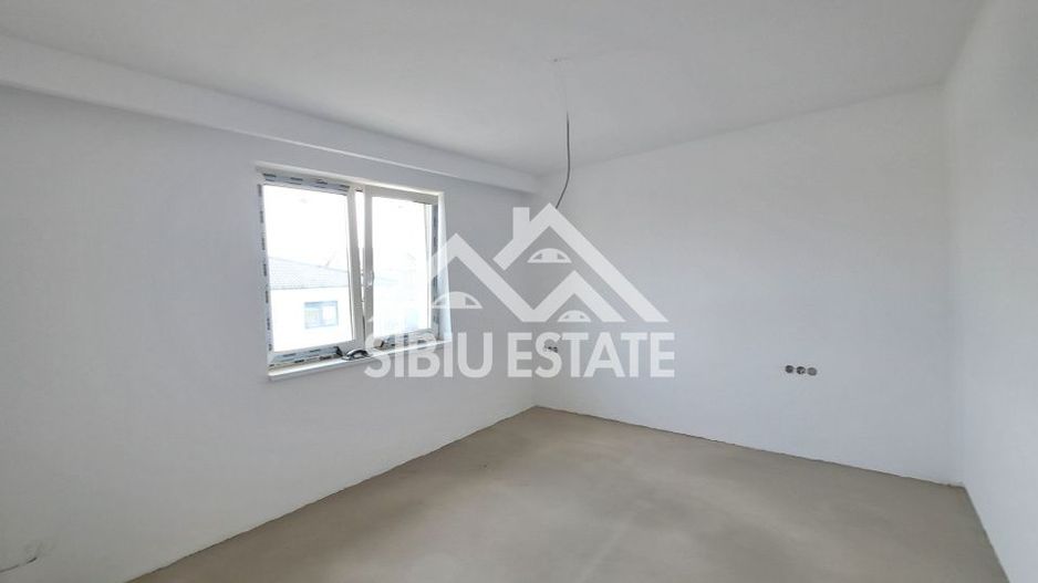 Casa Selimbar 4 camere, 2 bai, terasa, curte si magazie - Poză 13