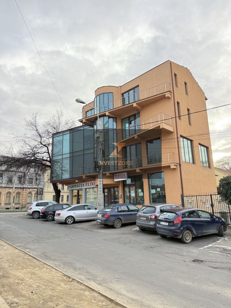 Oportunitate Oradea-cladire birouri - Poză 2