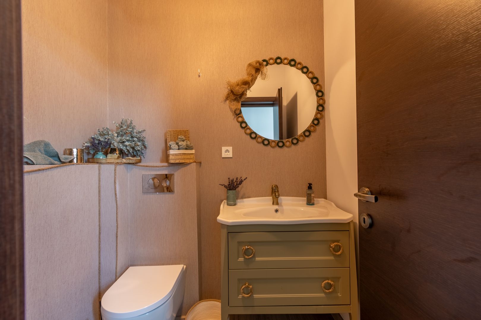 Proprietate exclusivista de vanzare: 2 case | 9 camere | 2000 mp teren - Poză 43
