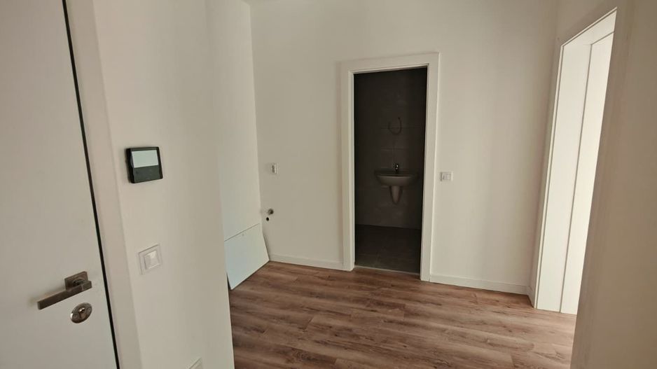 De inchiriat 2 apartamente nemobilate, Dynamic Residence - Tractoru - Poză 5