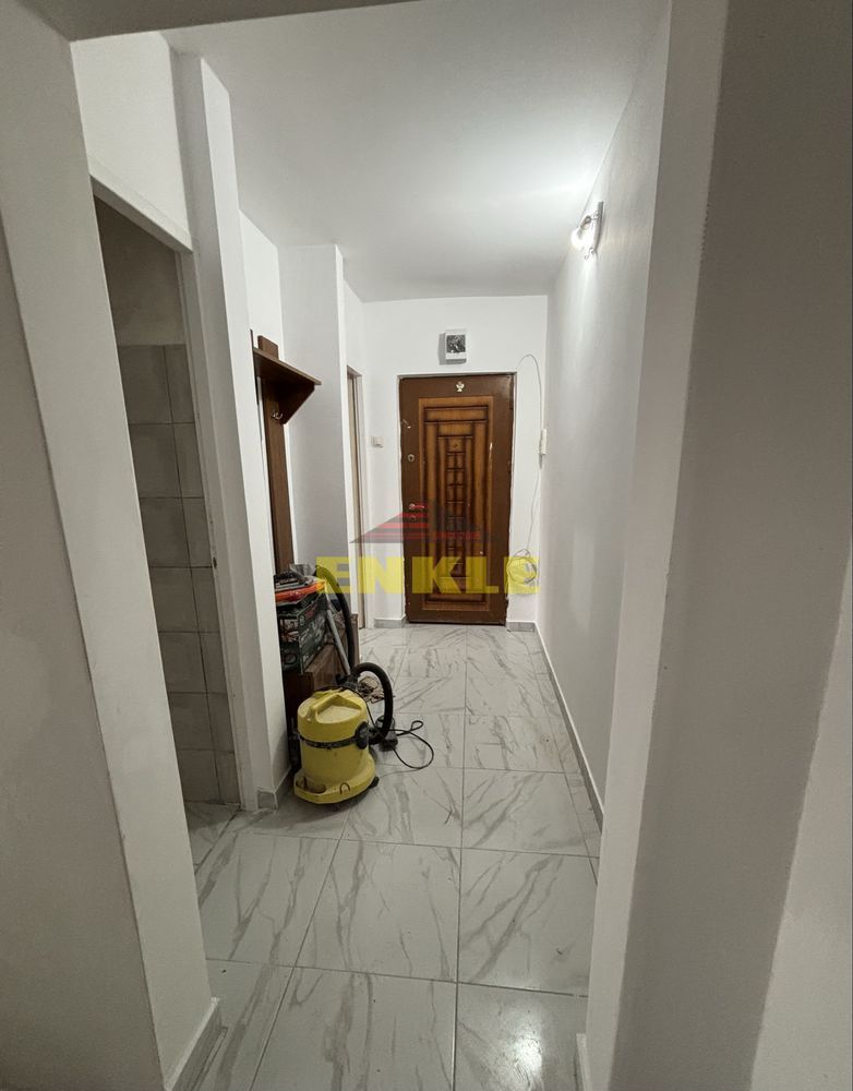 De vânzare apartament 2 camere, zona Carrefour - Poză 4