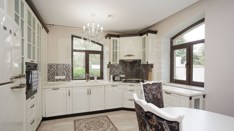 Chirie , casă 180 mp + 6 ari, str. Ghidighici, Buiucani - Poză 6