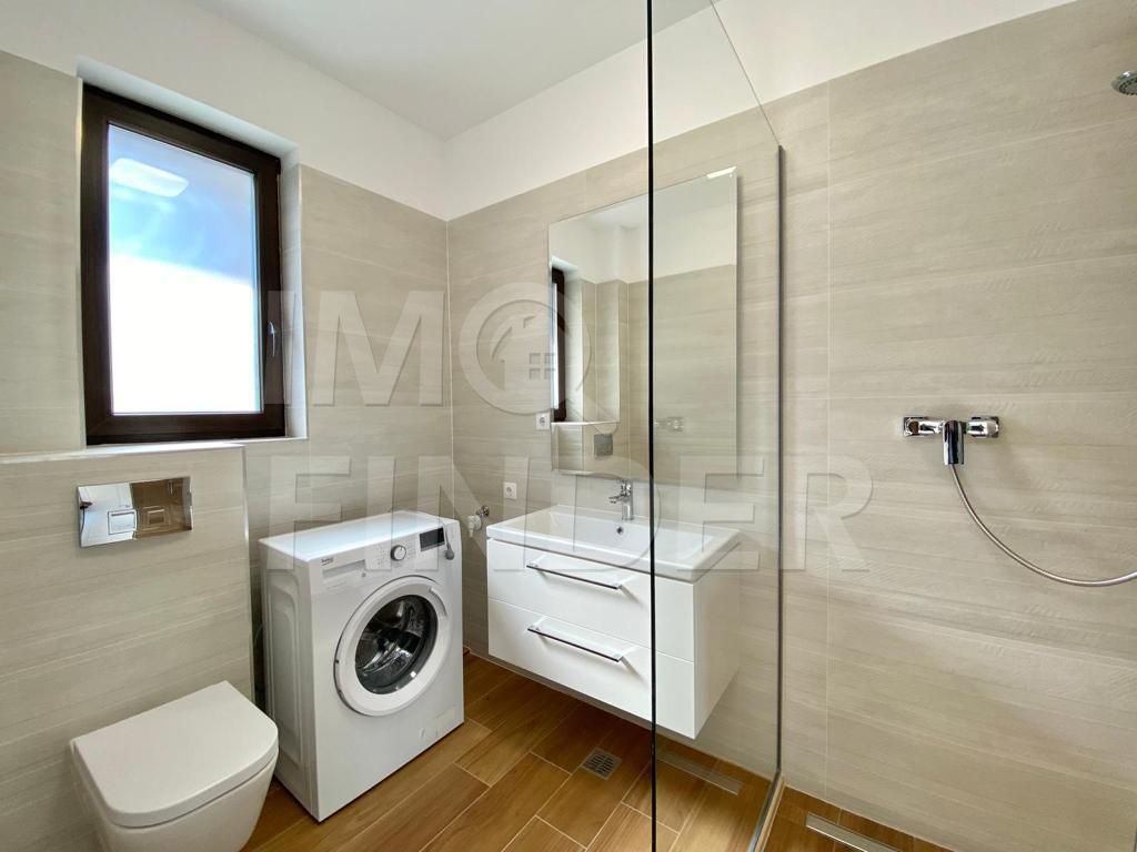 Inchiriere apartament 3 camere situat in vila privata, zona UMF - Poză 13