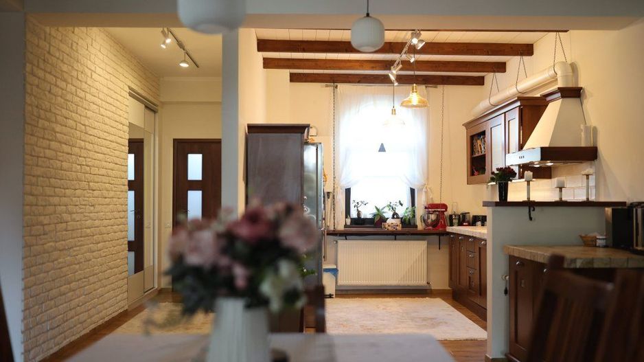 Casa 4 camere, de vanzare 138 mp utili - Poză 8