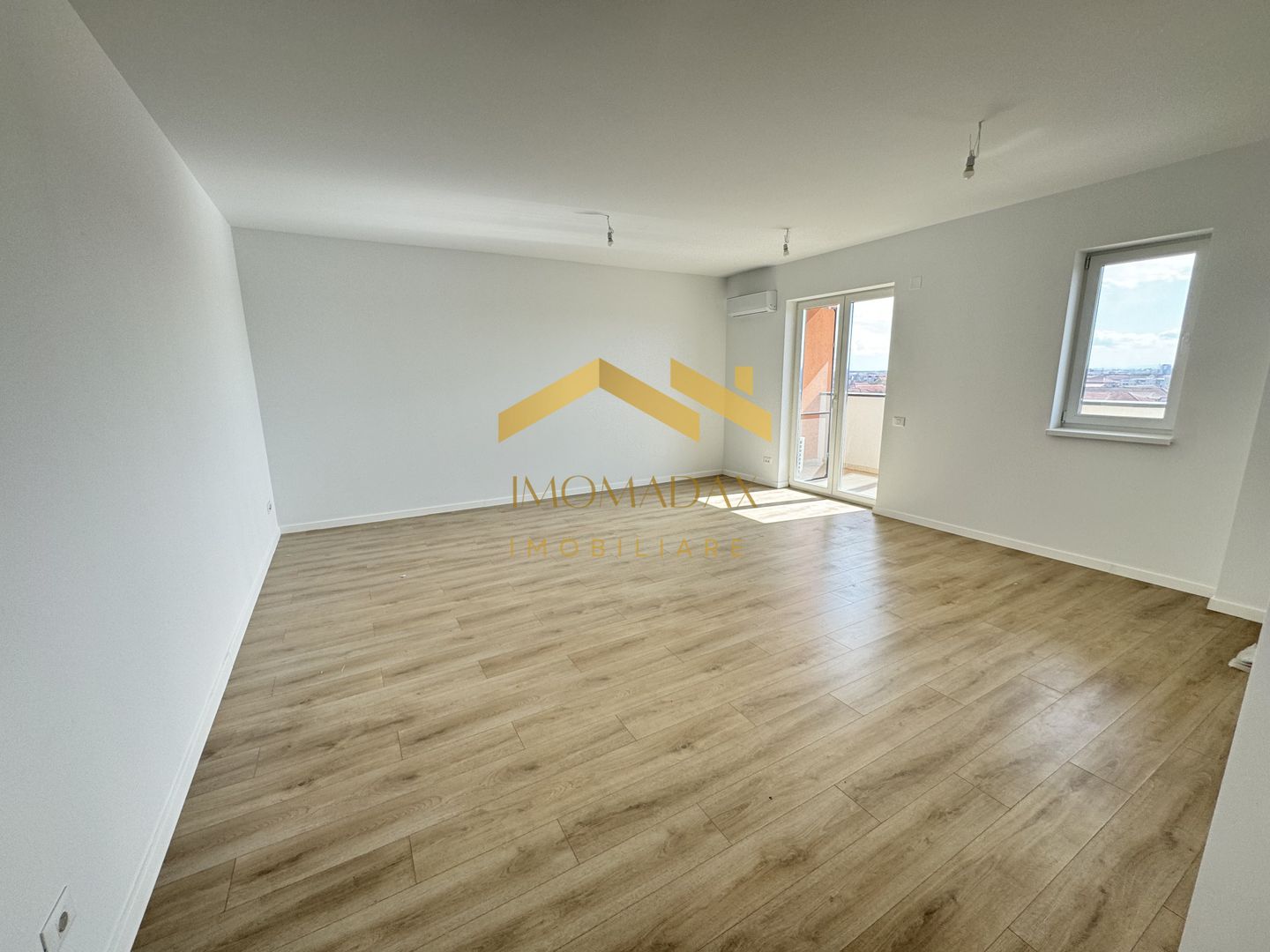 Aradului-2 camere-Loc de parcare Inclus - Poză 6