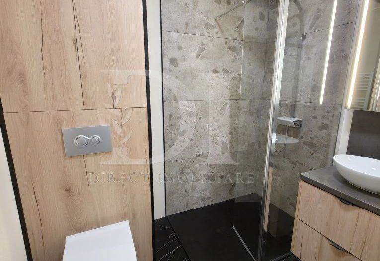 Apartament 3 camere / Garaj subteran / Zona Terra - Poză 2