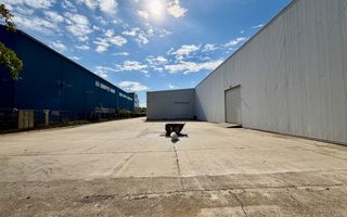 Proprietate industrială de vânzare Otopeni | Hala | Birouri - Poză 2