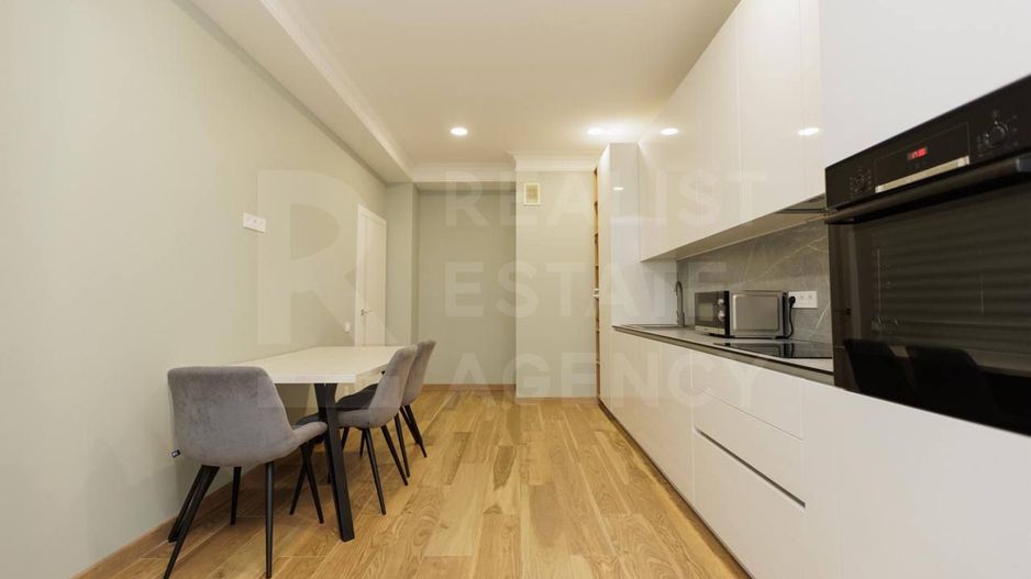 Chirie, apartament, 2 camere, str. Constantin Stere, Centru - Poză 1