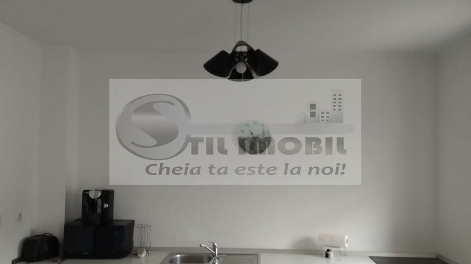 APARTAMENT  ULTRACENTRAL - MOBILAT si UTILAT - 121.000euro - Poză 6