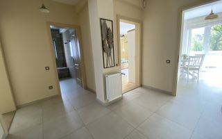 Apartament superb, 3 camere decomandate, terasa 42mp, VIEW - Poză 10