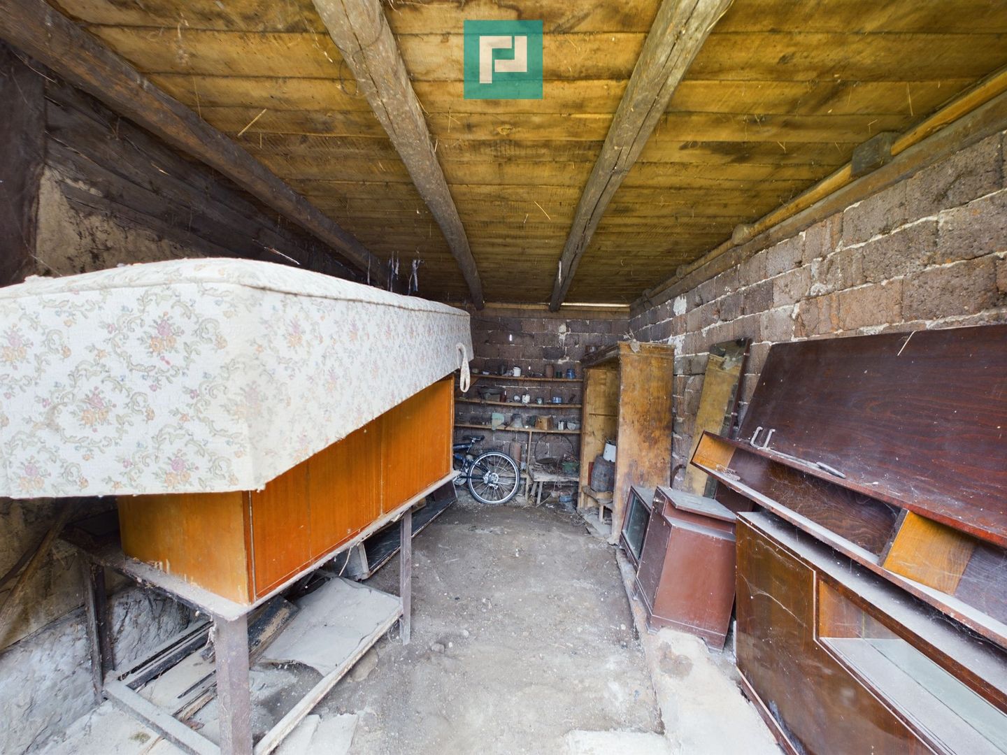 Casă impresionantă, cu anexe în Dezna-Moneasa! - Poză 17