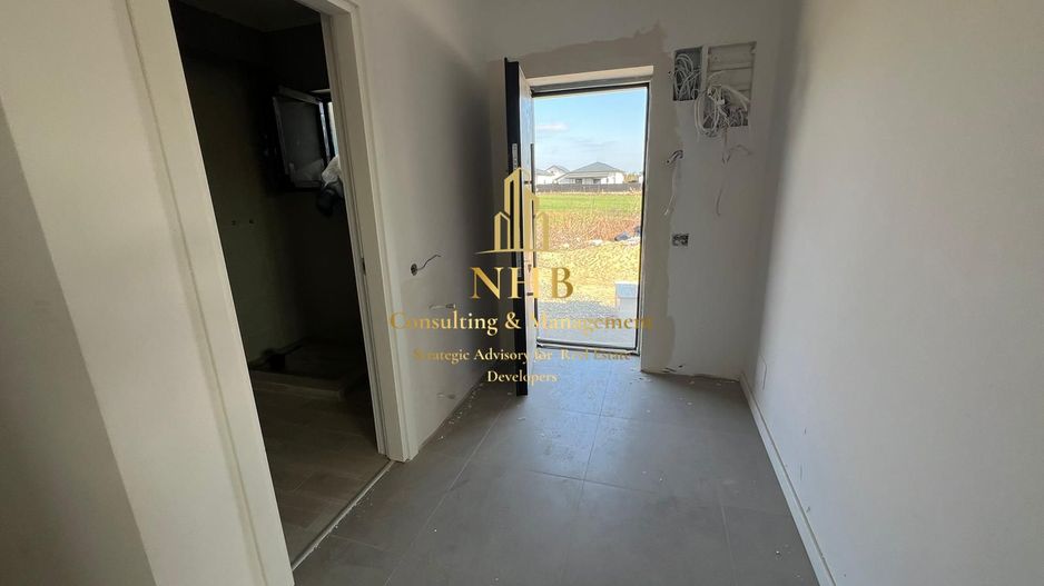 Vila 4 camere, toate utilitatile, strada asfaltata, Balotesti - Poză 14