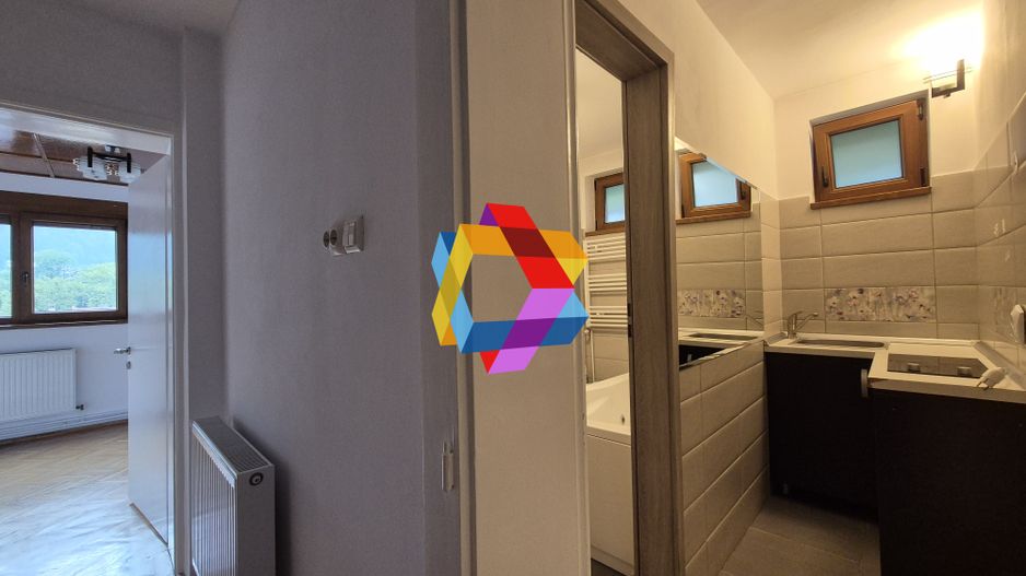 Casa 270mp zona centrala - Poză 8