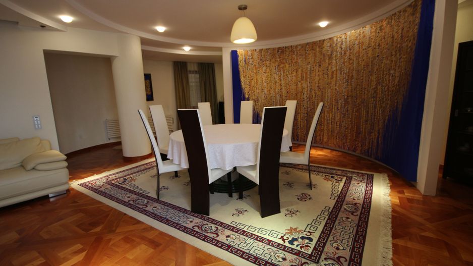 Casa pretabila birouri, camin de batrani - Poză 6