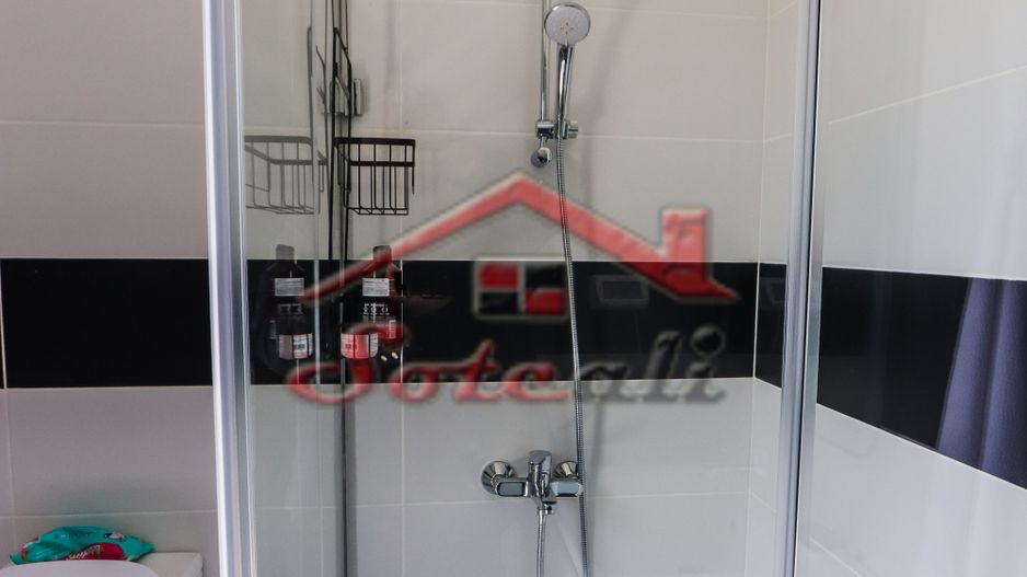 VILĂ MODERNĂ DE LUX CU PISCINĂ, FOTOVOLTAICE ȘI FOIȘOR – BREAZA - Poză 48