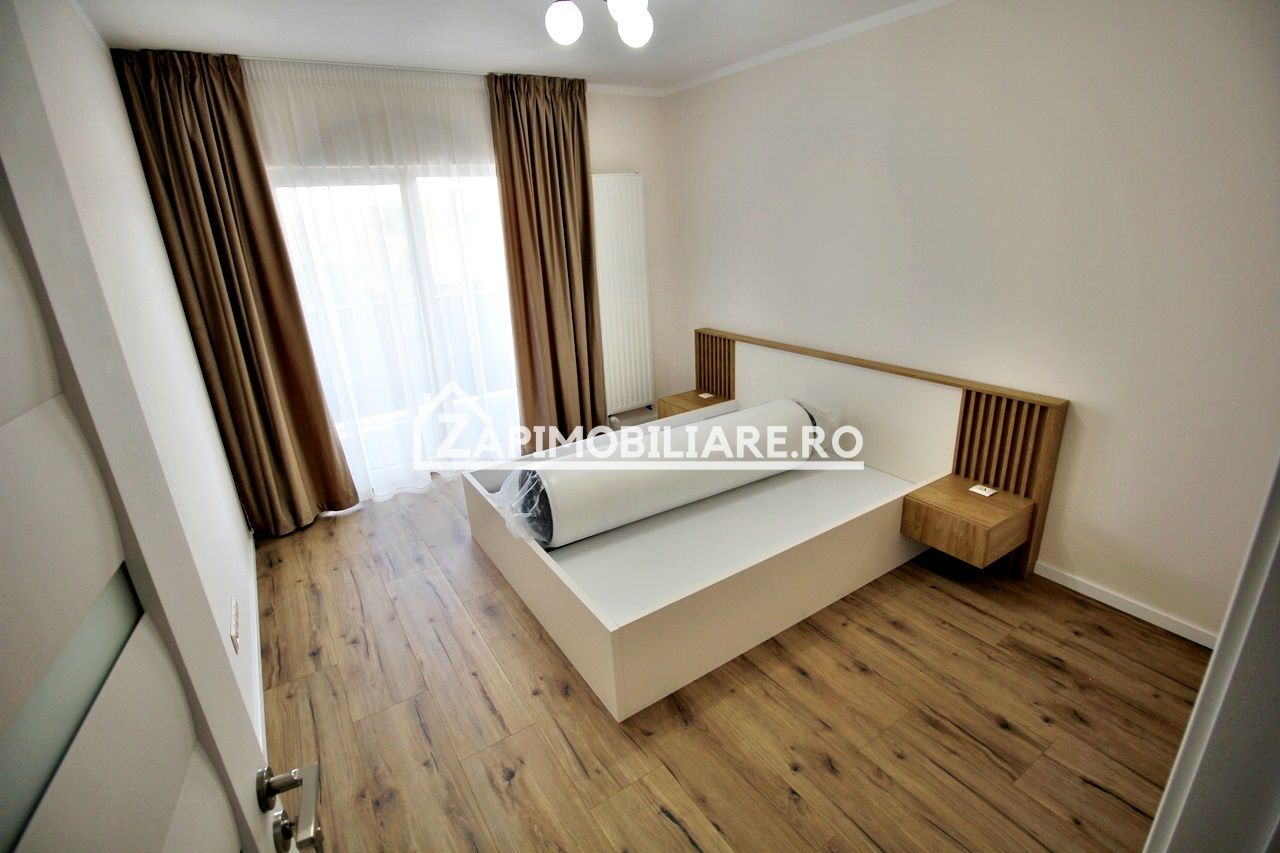 Apartament 3 camere,90mp,2 bai,1 pivnită,2 balcoane,bloc nou - Poză 3
