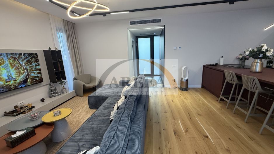 Vila 5 camere complex residential Tunari - Poză 36