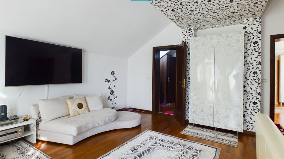 Casă pe Strada Oituz - Poză 40