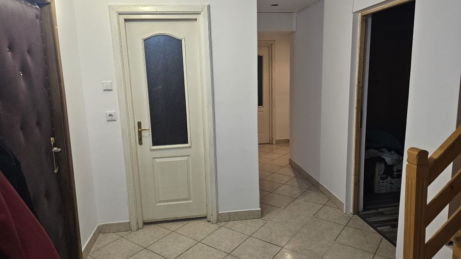 Inchiriez casa in Sanpetru - Poză 14