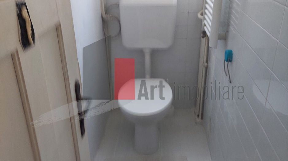 Apartamentul "MONARKI", et. 1 in vila, singur pe etaj, superb - Poză 12