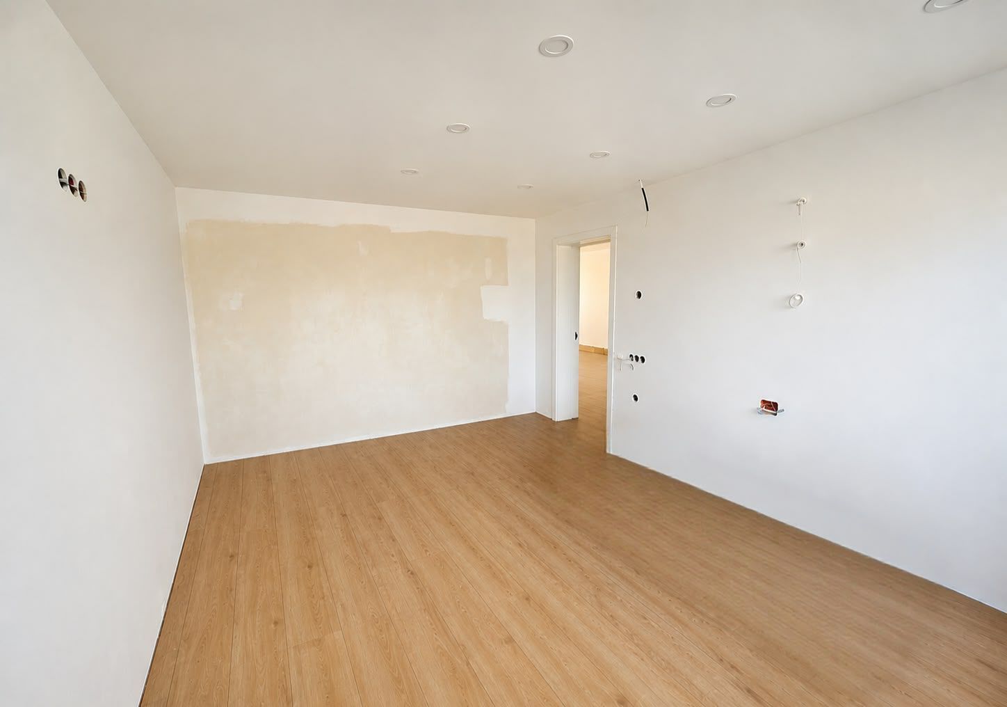# Apartament renovat integral, Satu Mare zonă centrală, etaj 3/4 - Poză 2